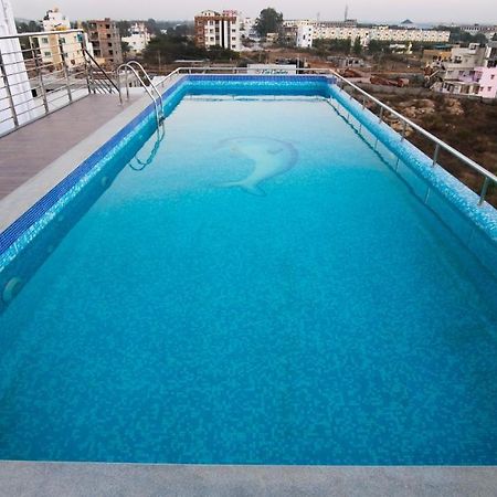 Npg Hotel Yelahanka Buitenkant foto