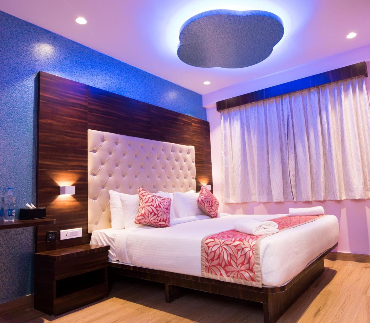 Npg Hotel Yelahanka Buitenkant foto